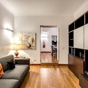 Bernini Near The Trevi Fountain - 4 Bedroom Appartement Rome